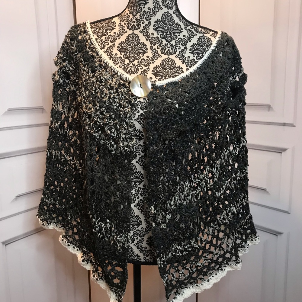 Crochet Vtg Cape